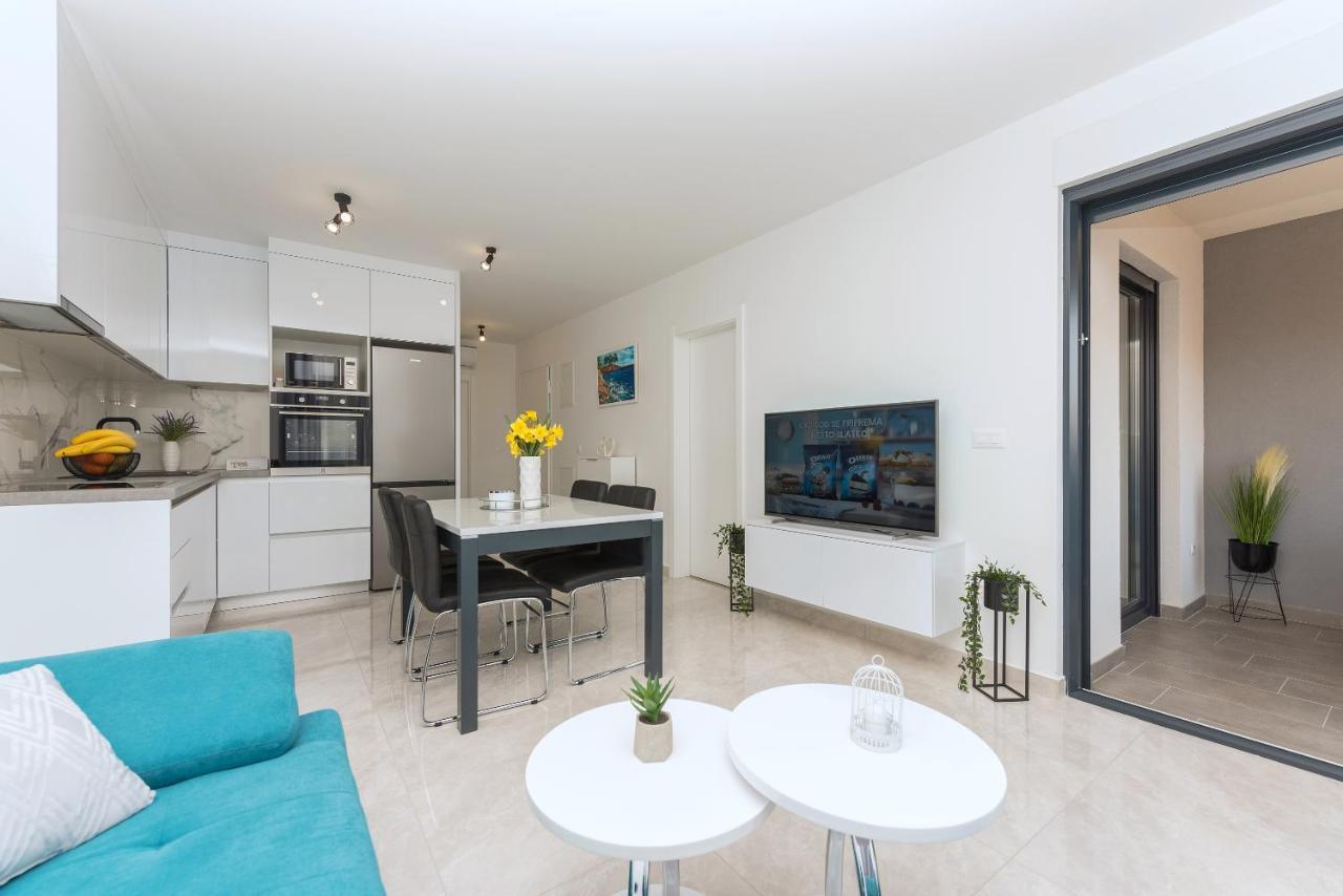 Apartment Ema Makarská Exteriér fotografie