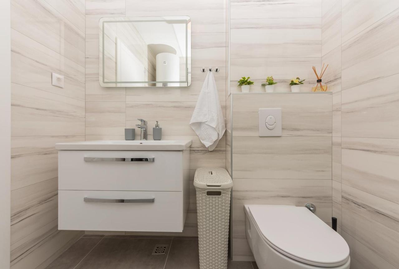 Apartment Ema Makarská Exteriér fotografie